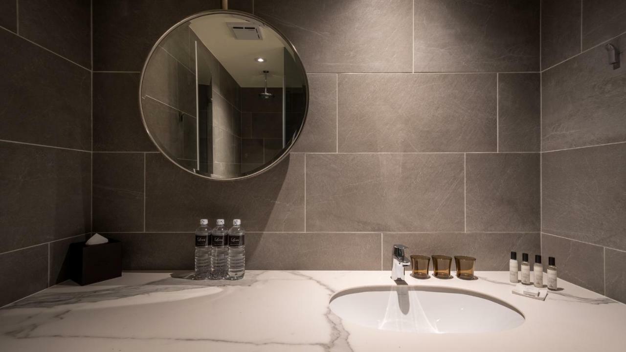 Park Lees Hotel Kaohsiung Extérieur photo Bathroom